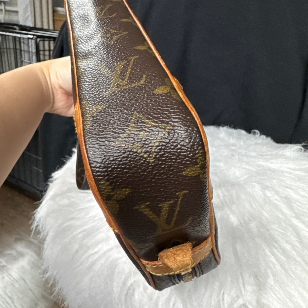 Louis Vuitton Vintage Marly Dragonne GM Clutch Bag Monogram Brown CanvasWristlet - Picture 4 of 16